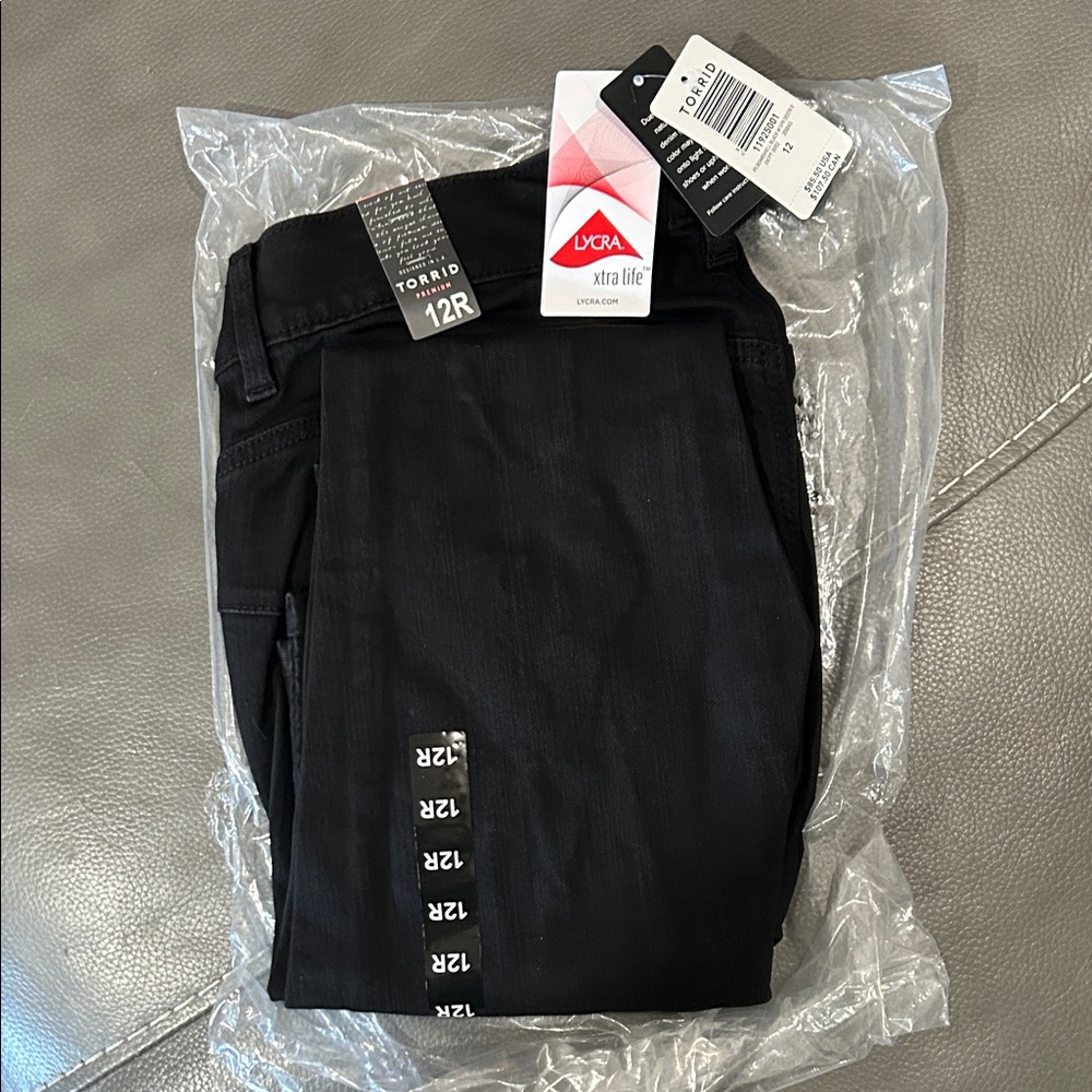 Torrid Premium Bombshell Skinny Black Jeans, new in package. Size 12.